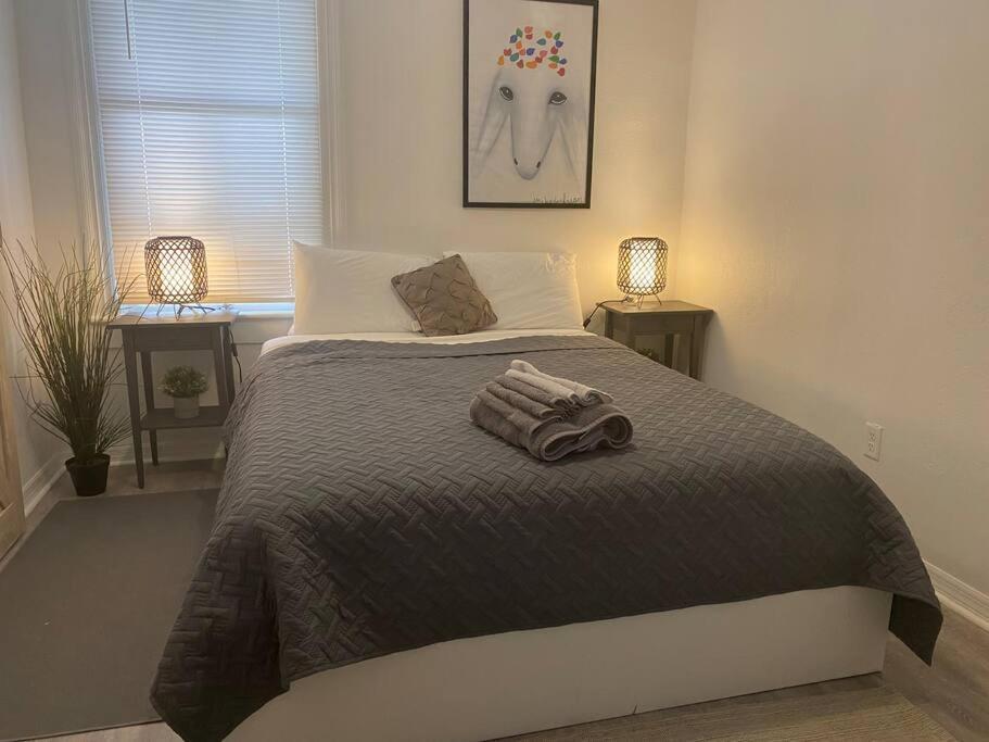 Chic Bungalow Apartment Steps From Armature Works & Downtown Riverwalk Tampa Exteriér fotografie