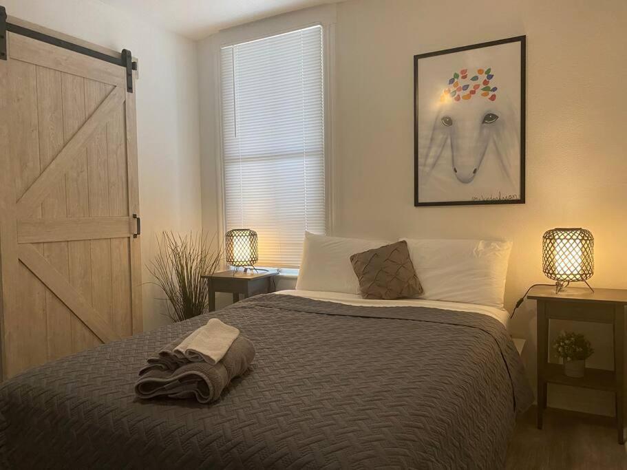 Chic Bungalow Apartment Steps From Armature Works & Downtown Riverwalk Tampa Exteriér fotografie