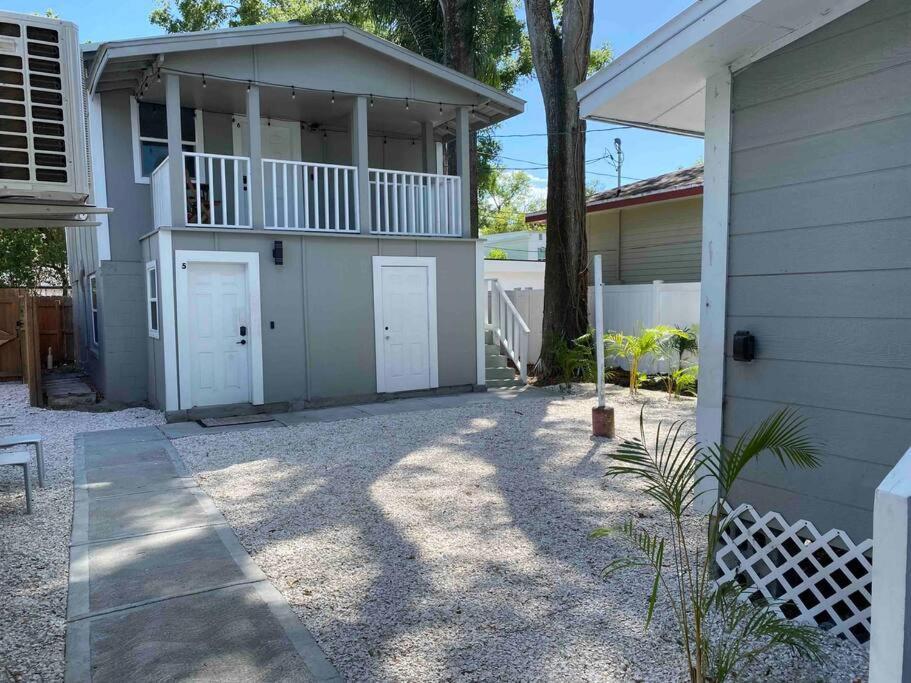 Chic Bungalow Apartment Steps From Armature Works & Downtown Riverwalk Tampa Exteriér fotografie